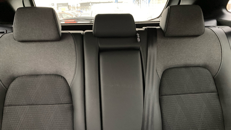 Nissan Qashqai 1.3 DiG-T MH N-Connecta [Glass Roof] 5dr Petrol Hatchback